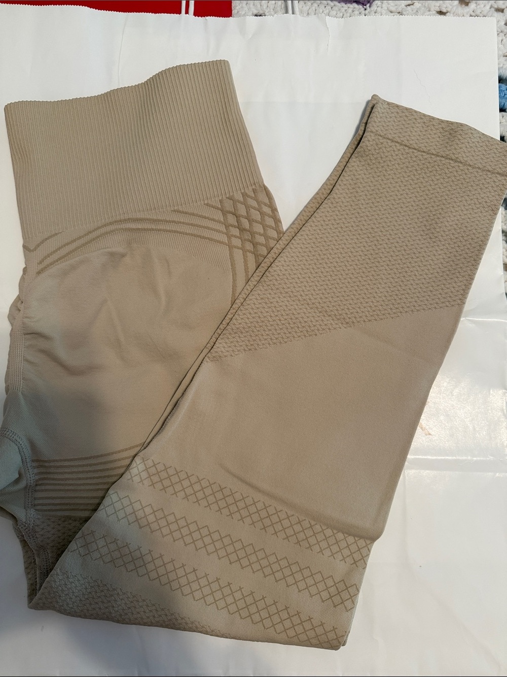 High-Waist Seamless Leggings in Taupe